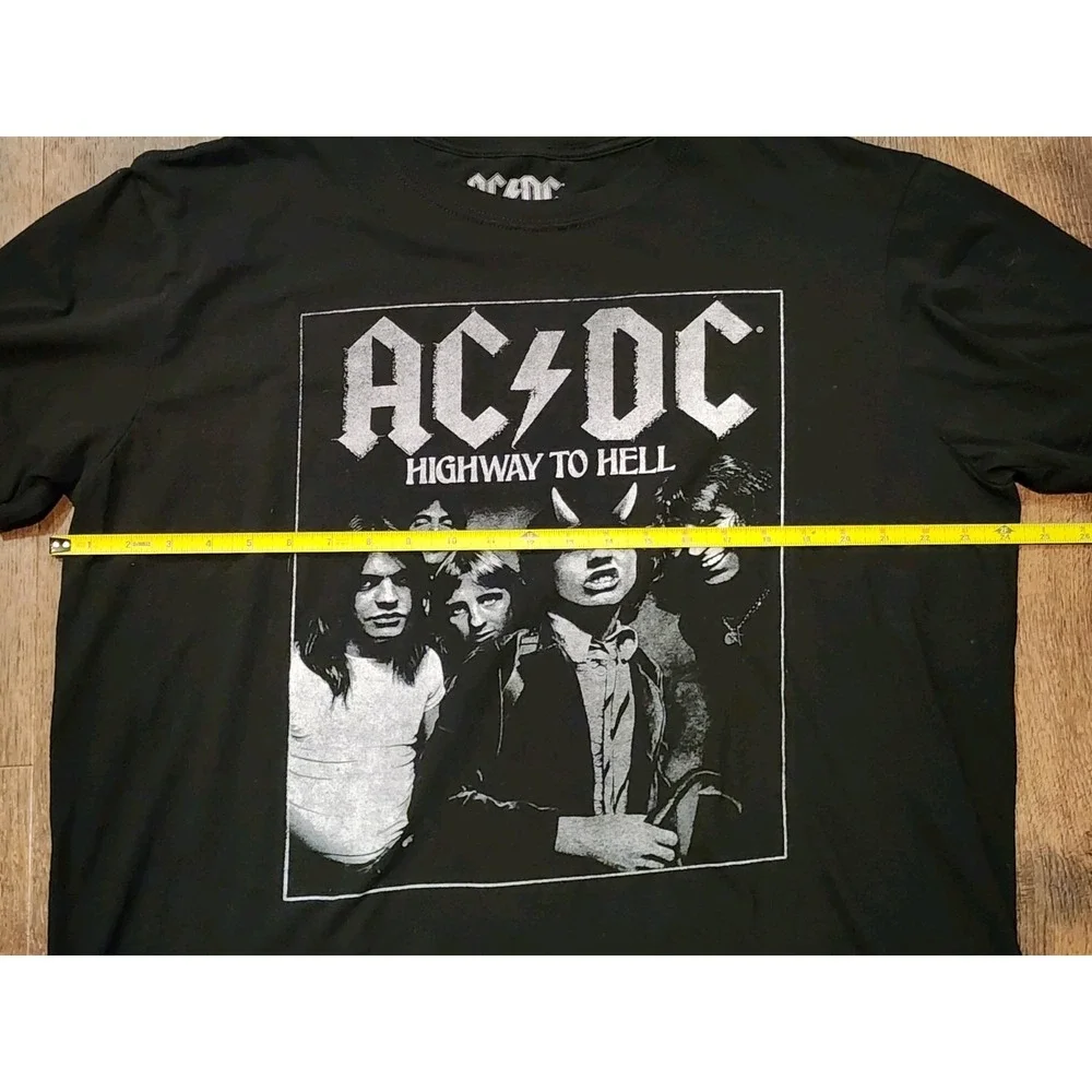 ACDC Highway To Hell Men's T-Shirt, Size XL, Short Sleeve, Black, Band Tee